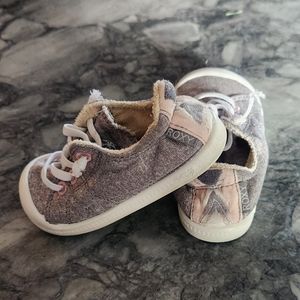 Roxy Bayshore Sparkle Shoes Light Gray & Pink Toddler Girl 6 Very Good